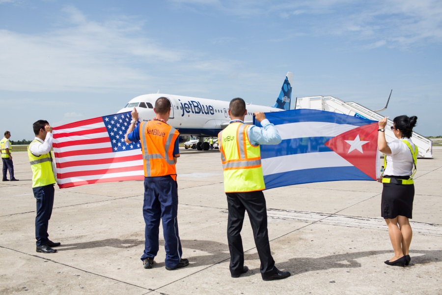 Avión de JetBlue a su llegada a Santa Clara, Cuba. Foto JetBlue.